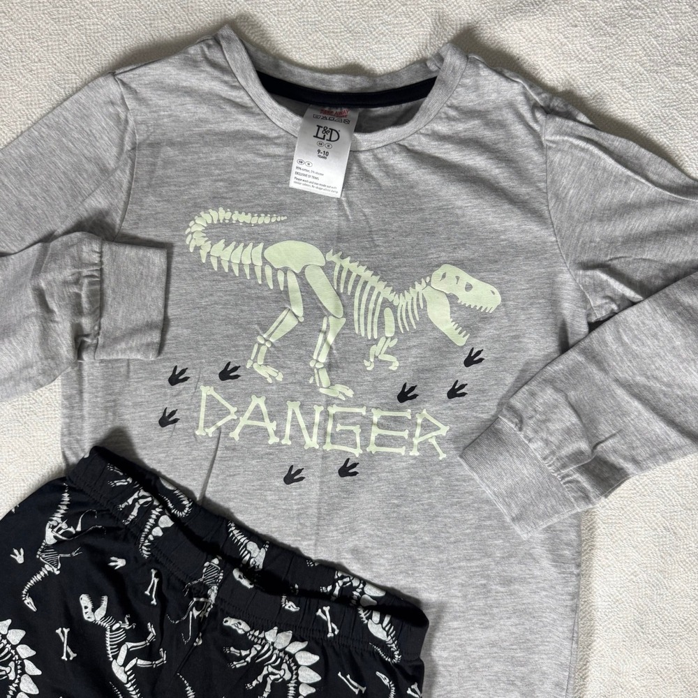 L&D Kids Glow In The Dark Dinosaur Skeleton Pajama Set Gray Black 9-10 Years